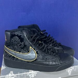 Nike Blazer mid sneakers Velvet floral Black gold swoosh